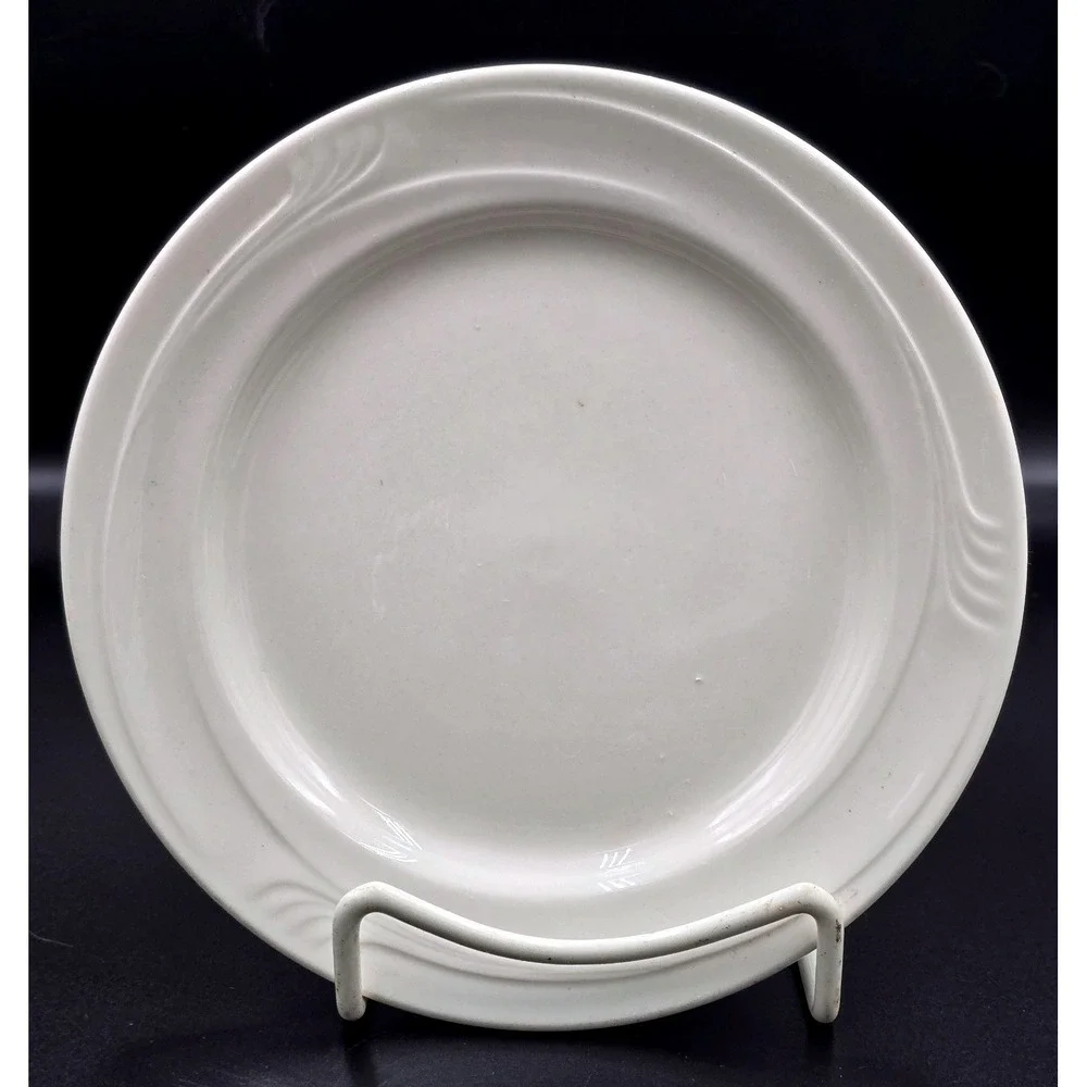 Oneida Espree 9904A White Dinner Plate Elegant Swirl Rim‎ Vintage Hospitality